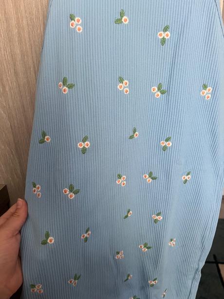 Elasticke šaty, zara,m