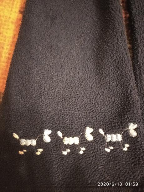 Hrubé fleesove teplaky, 104