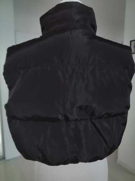 Vesta damska presivana cierna shein vel. l, l