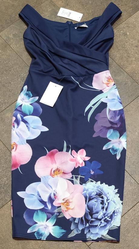 Nenosené puzdrové šaty sistaglam, 38