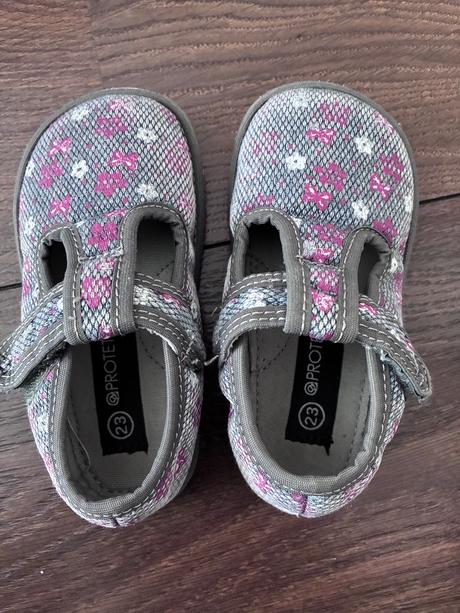 Papucky protetika, protetika,23