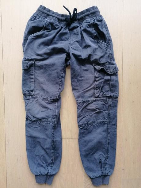 Kapsáče 164, chapter young,164