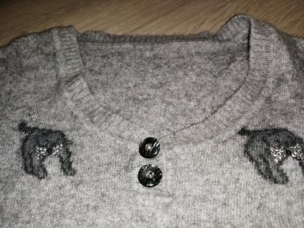 Kvalitný pulovrík mačičky s kašmírom, bellissima,140