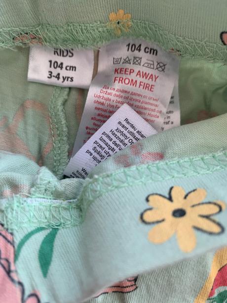 Legíny a 2 tričká, 104–116