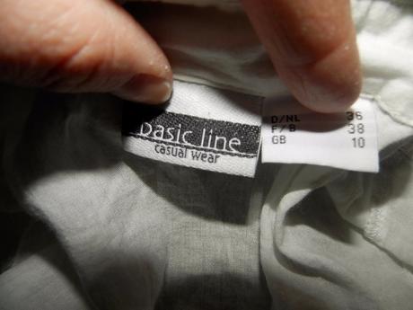 Biela tenká košeľa s, s