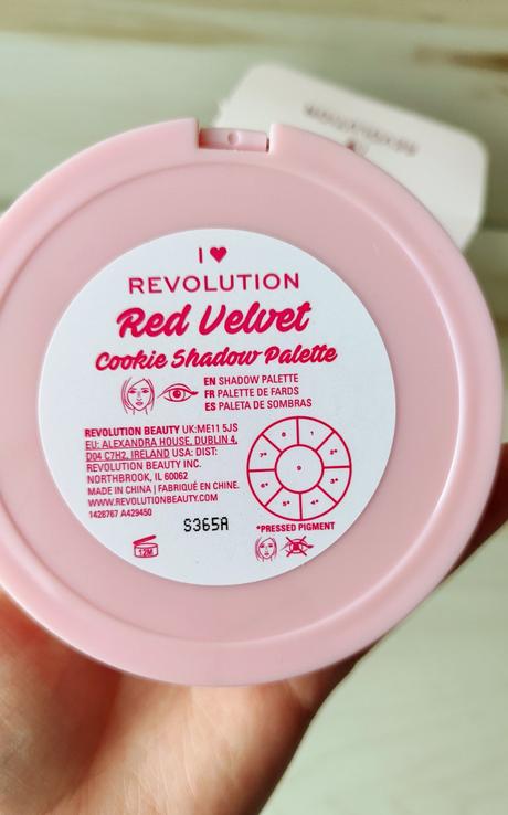 Paletky revolution očné tiene,