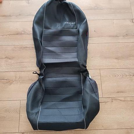 Autopoťahy predné univarzálne,