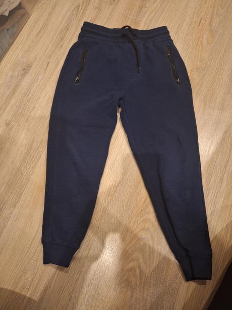 Tepláky, primark,110
