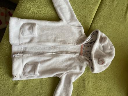 Predam teplu mikinku, 92