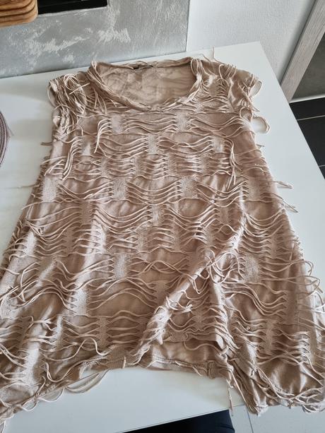 Zaujimave tricko, xl