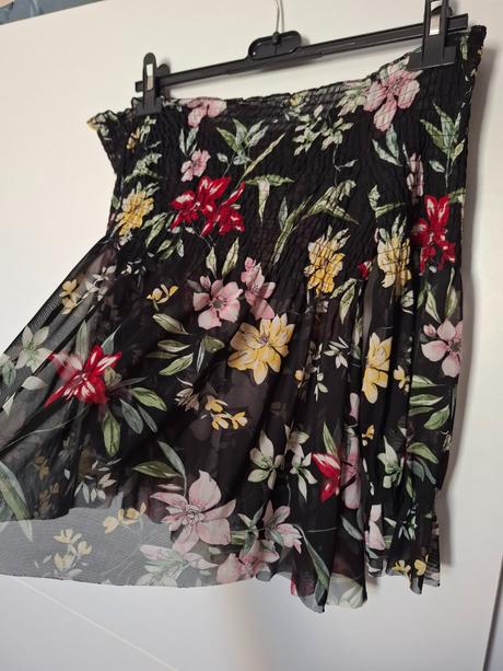 Off shoulder top, amisu,m