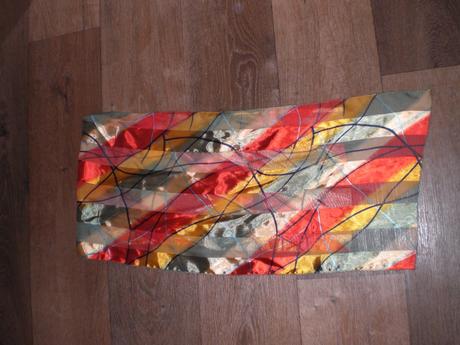 Farebná šatka na jar, leto, jeseň lesklá,