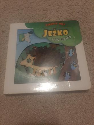 Tienove hry - knizka,