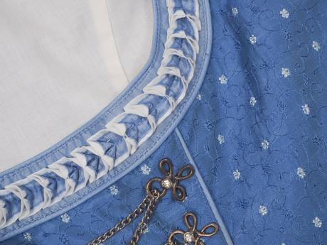 Luxusný kroj nockstein, 38