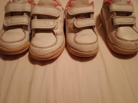 Tenisky v.25 a v.26, nike,25