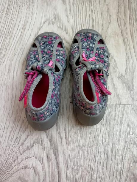 Dievcenske papucky,vel.25, befado,25