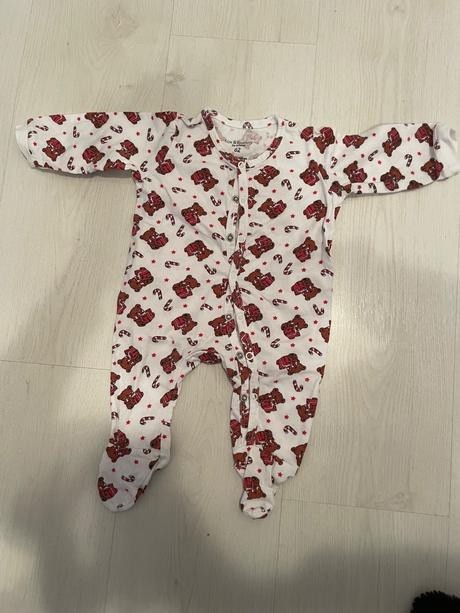 Vianočné pyzamko 62, sinsay,62