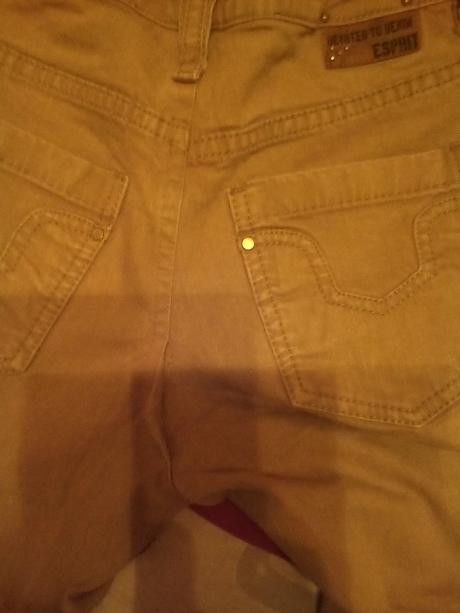 Nohavice, esprit,38