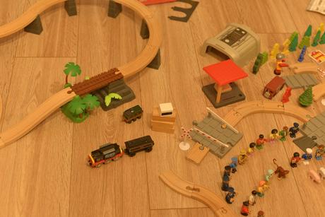 Vláčiková dráha s doplnkami, 