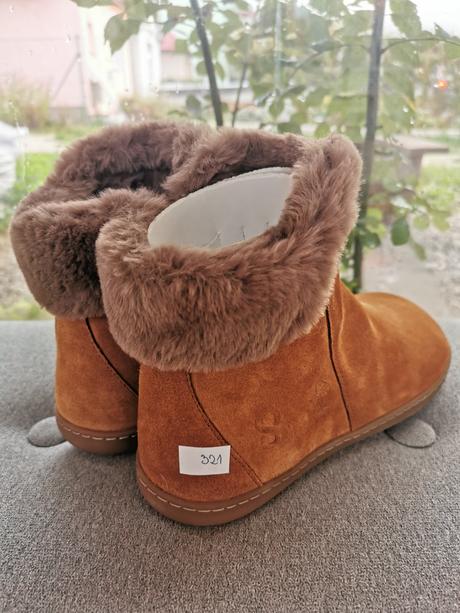 Shapen barefoot členkové čižmy fluffy, viac farieb, 38
