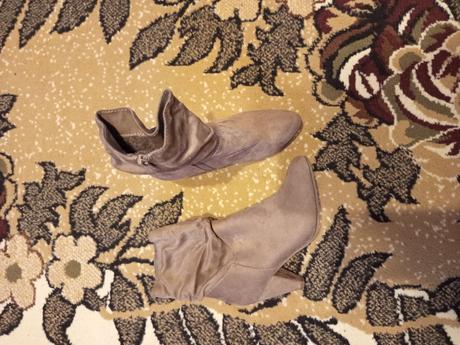 Členkové béžové cizmy, 36