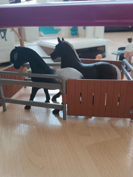 Schleich karavan, 