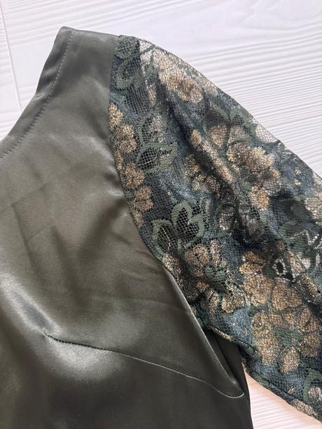 Čipkovaný asymetrický top, xl