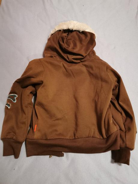 Bunda 98/104, lusa,98