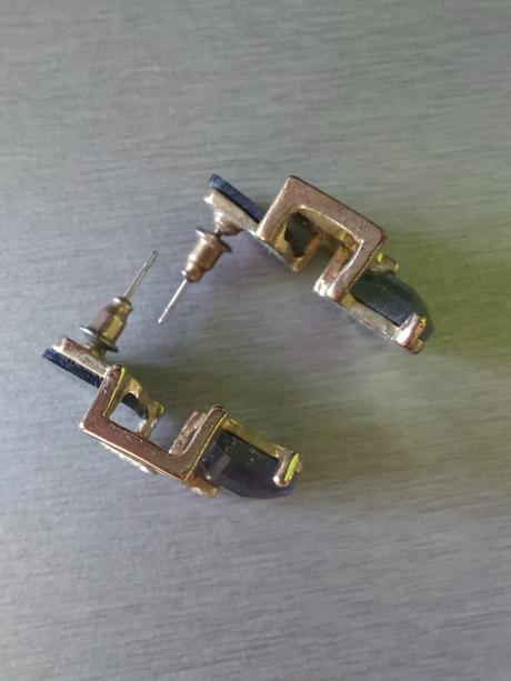 Spoločenské náušnice, 