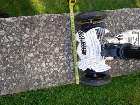 Detská trojkolesová kolobežka, nils