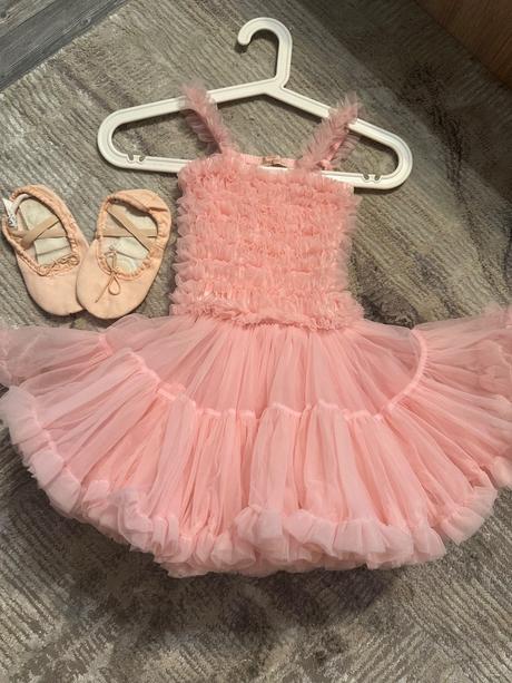 Šaty baletkovské, 122