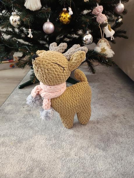 Pletená srnka / jelenček, 