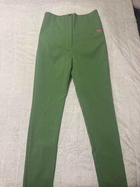 Zelené nohavice so zipsom a vysokým pásom magenta, l / m