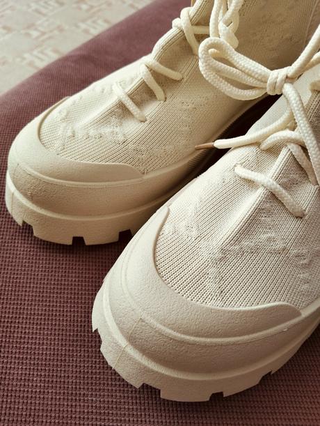 Čižmy s masívnou traktorovou podrážkou, 38