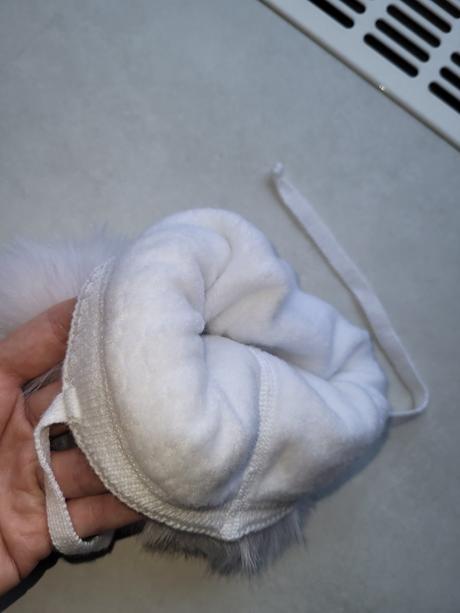 Ciapka a sal pre male paradnice, 68