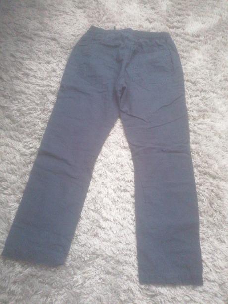 Pošlite nohavice, dopodopo,98