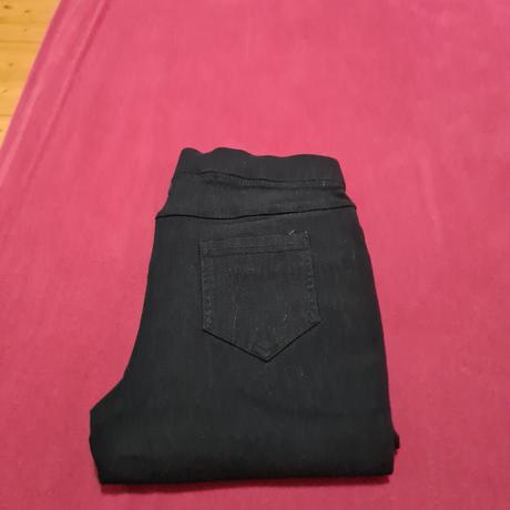 Dámske nohavice čierne, m