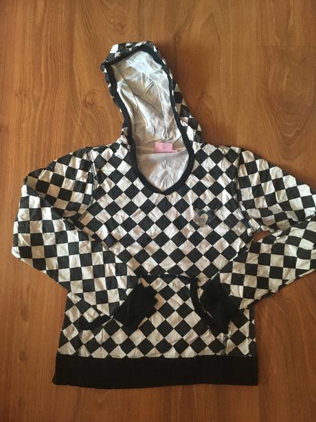 Tričko s kapucou, 158