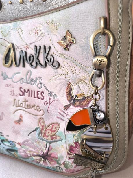 Kabelka anekke, anekke