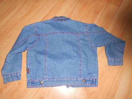 Dievčenská bunda, 110