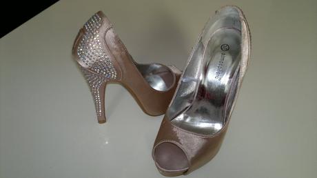 Staroružové high heels s kamienkami na podätku, 36