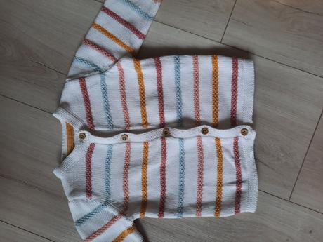 Sveter 3- 6 mes., f&f,68