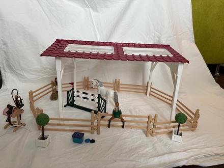 Schleich jazdecka skola,