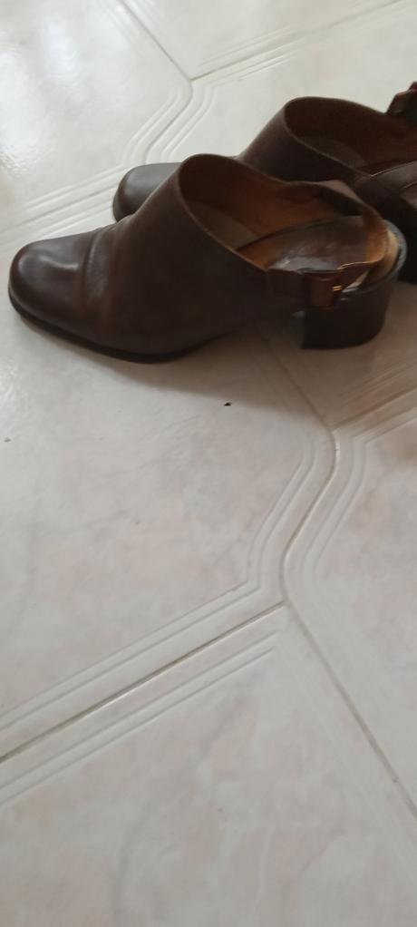 Kožené topánky, 39