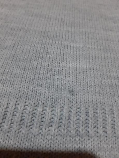 Trblietavé fialové šaty + sivé šaty, 122