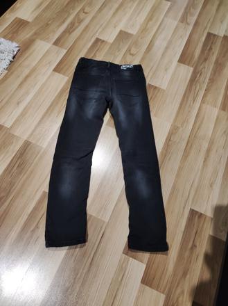 Chlapčenské rifle, 158