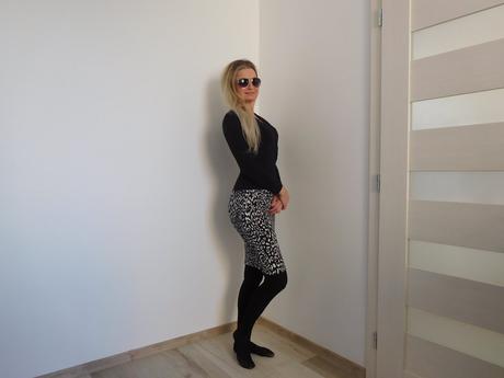 Šaty čierno biele  36/38v,, 36