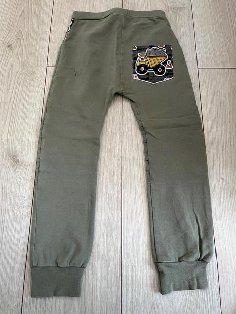 Tepláková súprava, 116