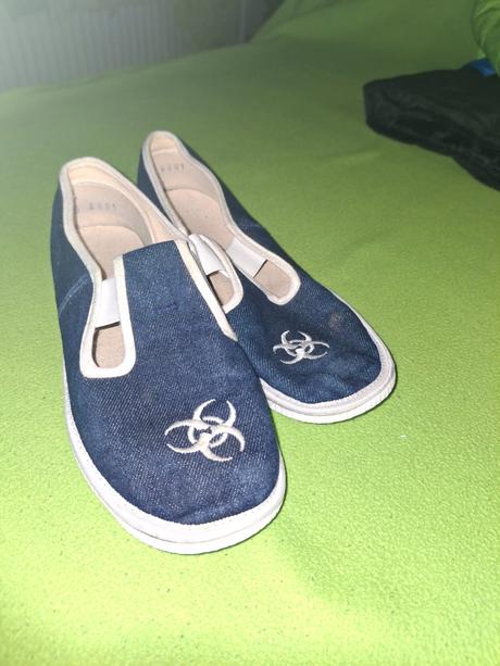 Kvalitné chlapcenské papuče, rak,34