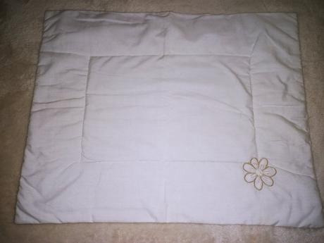 Vankusik do postielky tenky, šírka (cm): 35,dĺžka (cm): 40